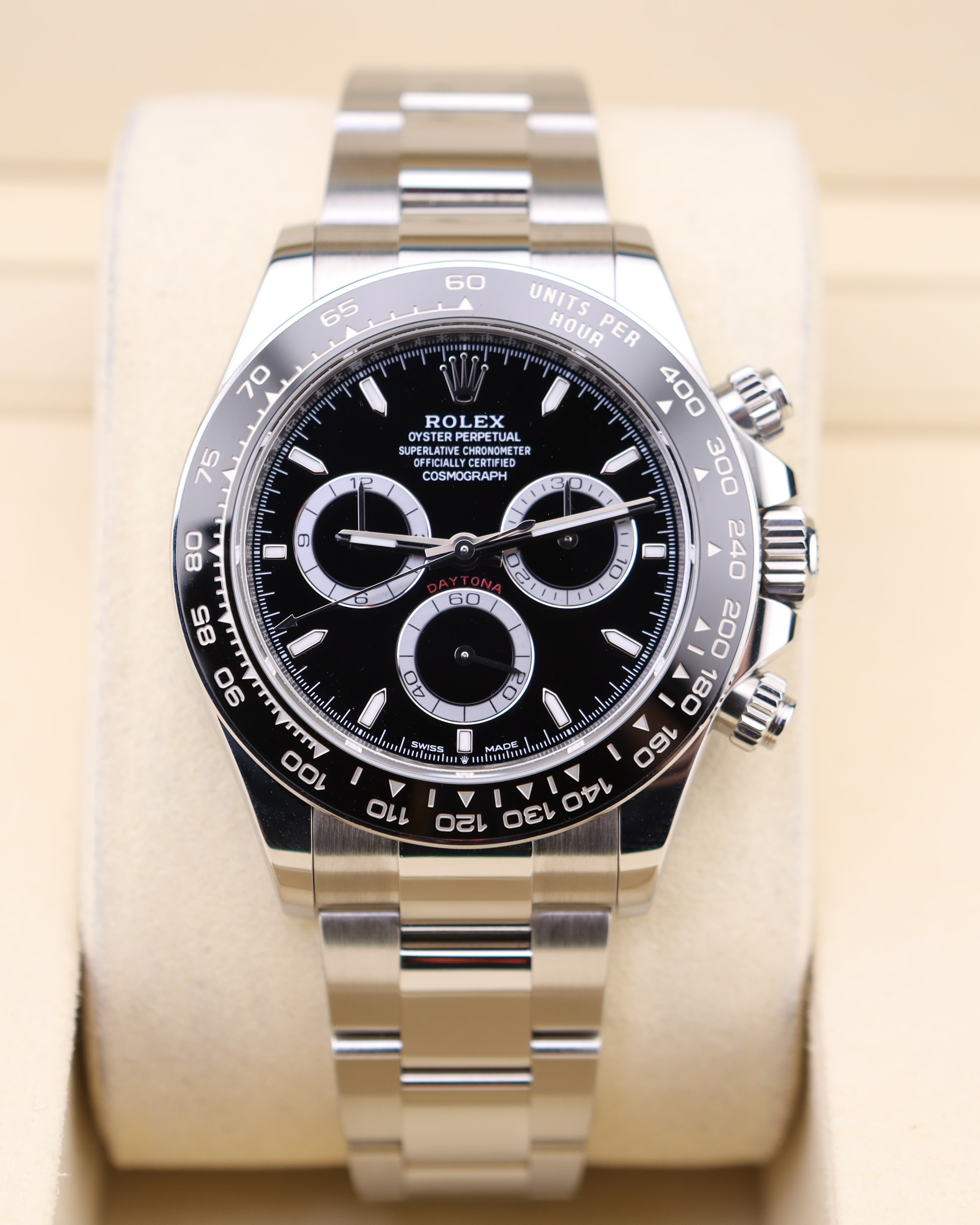 ジョーロデオ　ブラック Rolex Daytona Black Dial on Oyster 126500LN – MVP Jewelers Miami