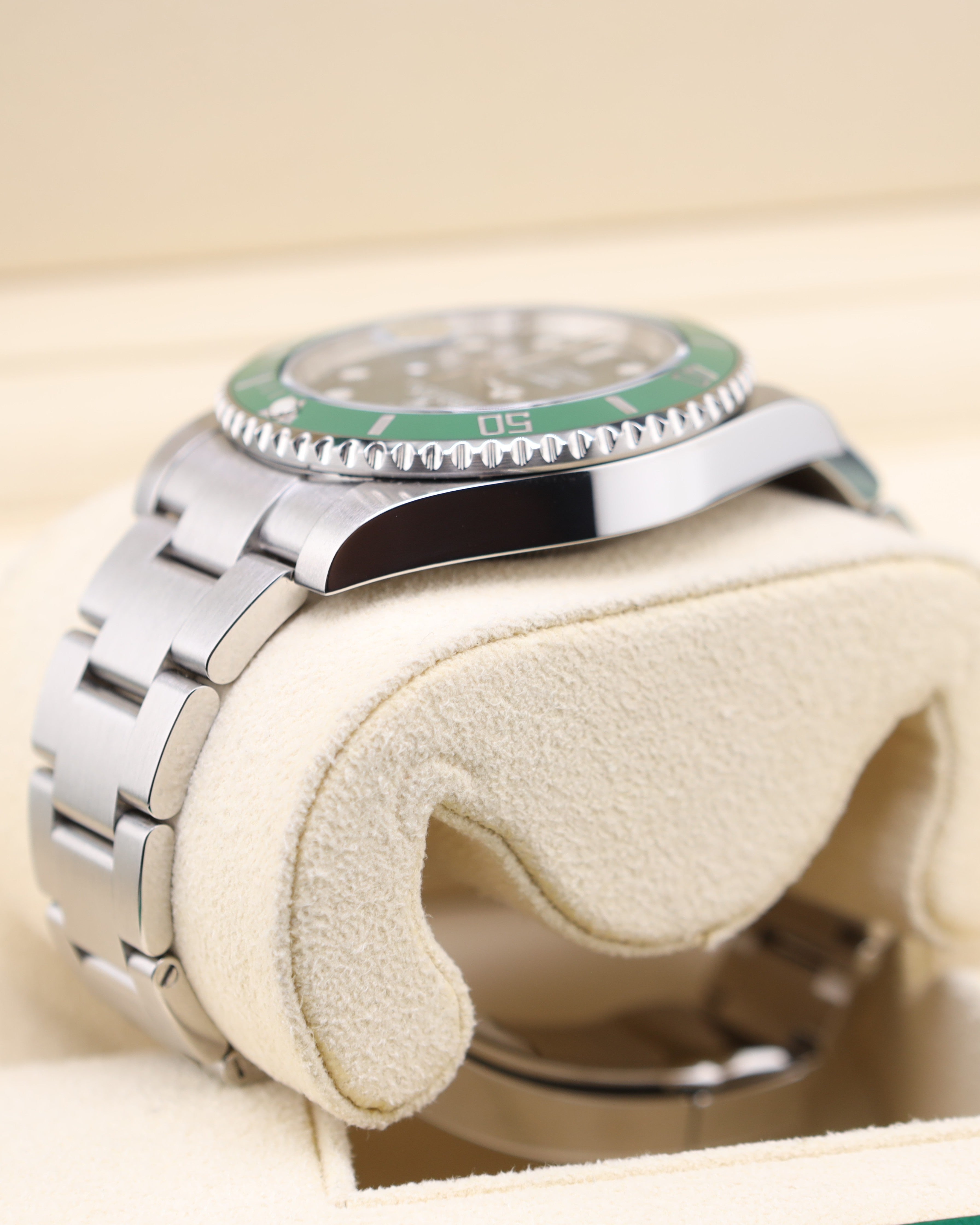 Rolex Submariner Date Hulk Green Dial 116610LV - 2020