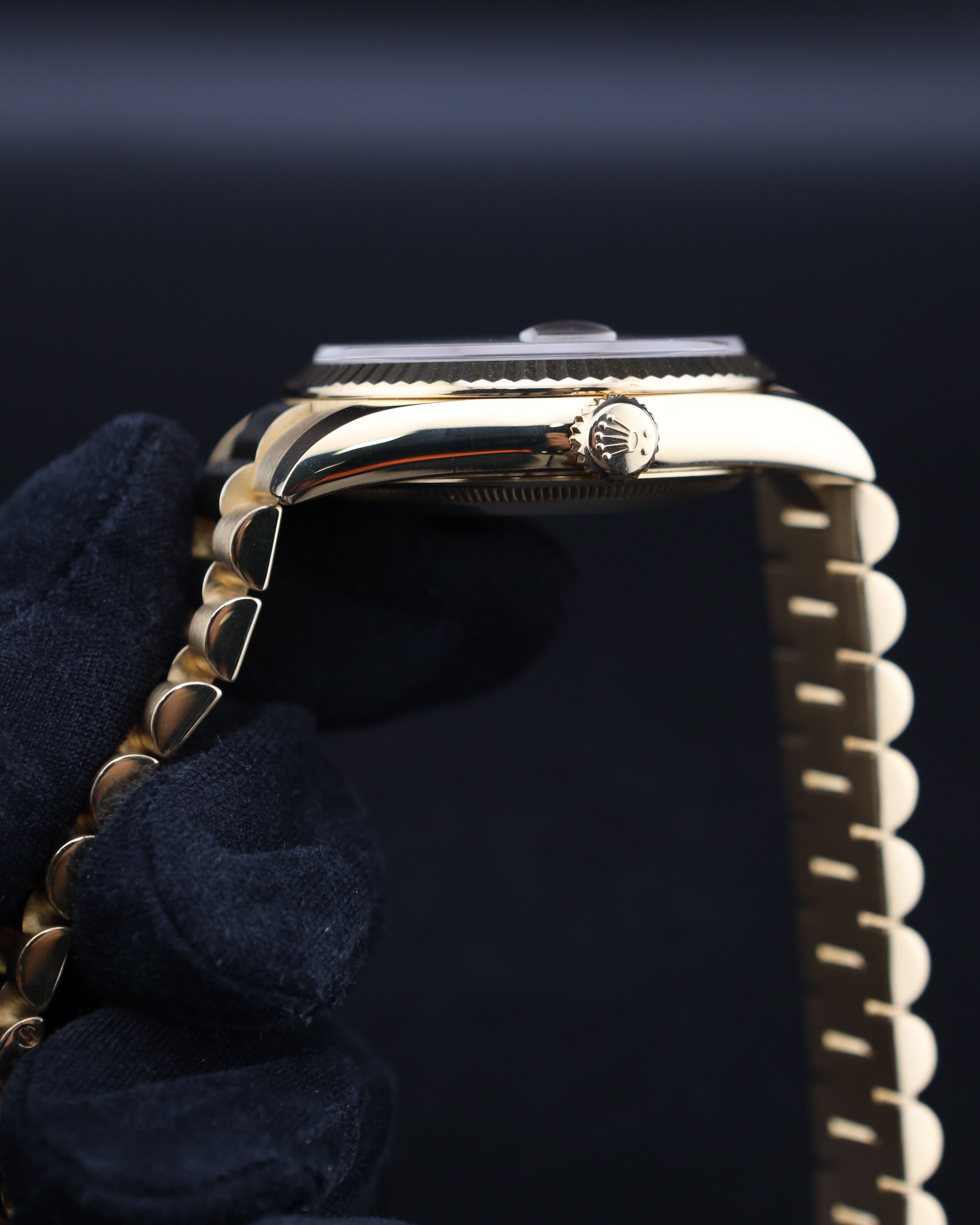Rolex Day-Date 36 President Champagne Diamond Dial 118238