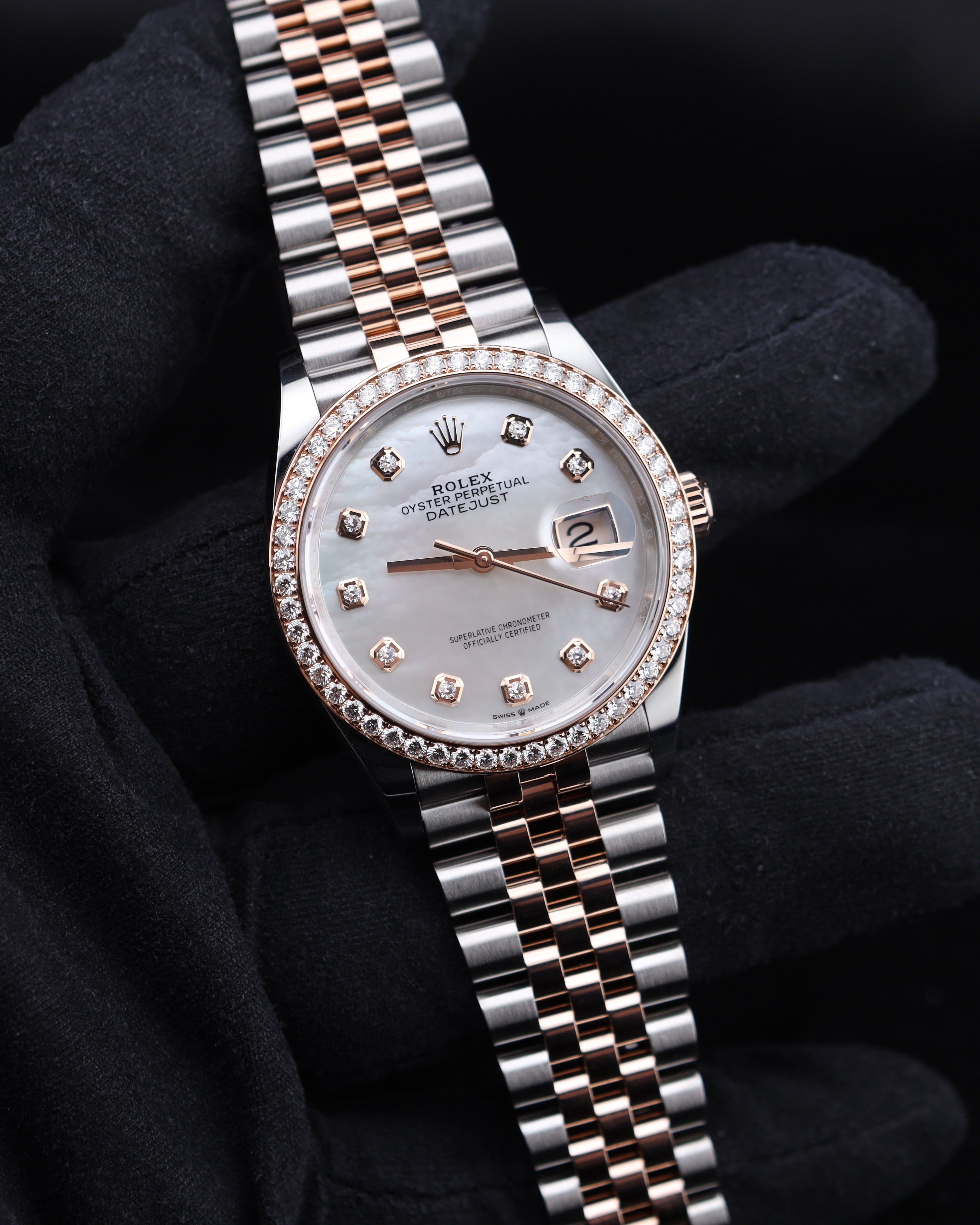 SILVER-ROSE / TWO-NIGHT  デモテープ Rolex Datejust 36mm MOP Diamond Dial Two Tone Rose Gold on Jubilee