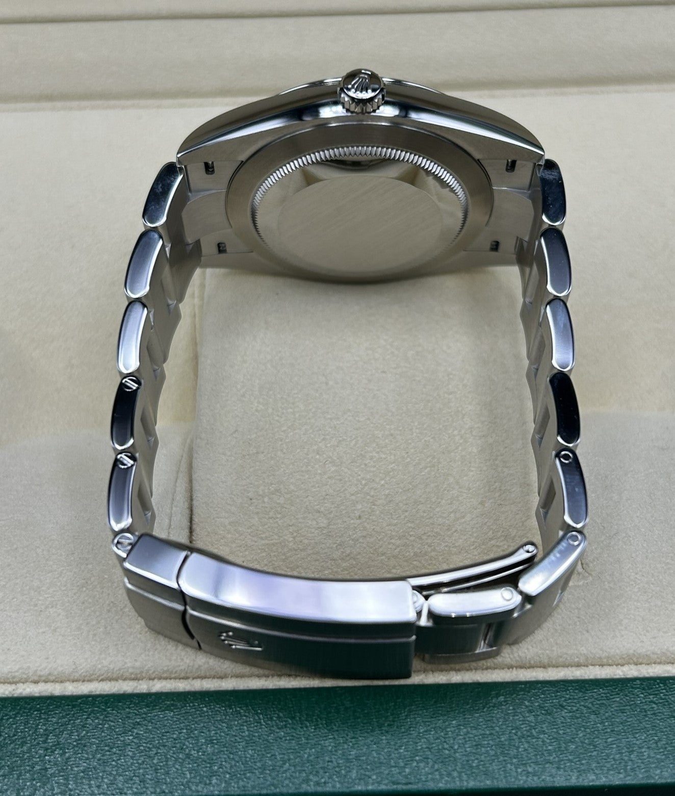 Rolex Oyster Perpetual 41 Green Dial 124300 – MVP Jewelers Miami