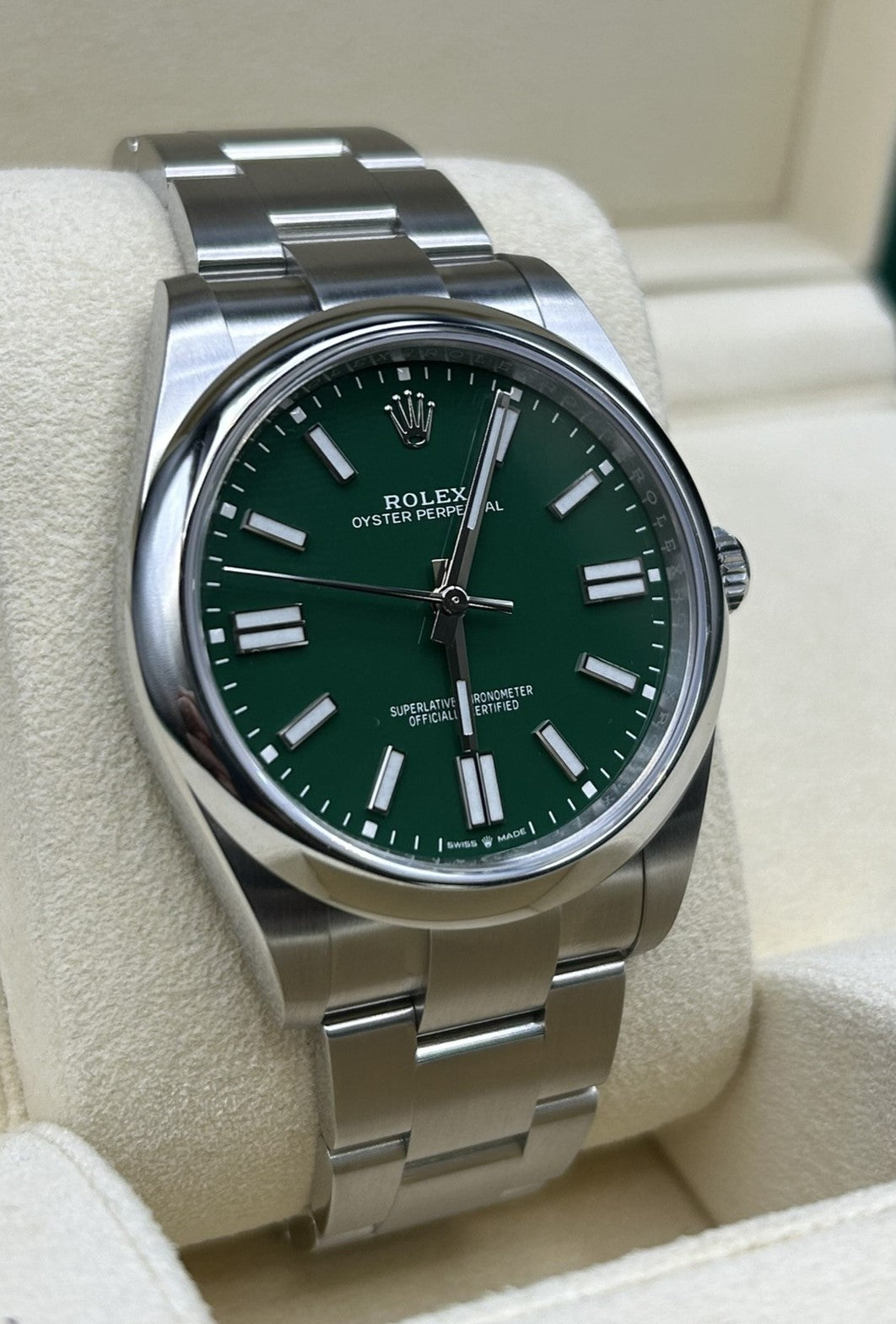 Rolex Oyster Perpetual 41 Green Dial 124300 