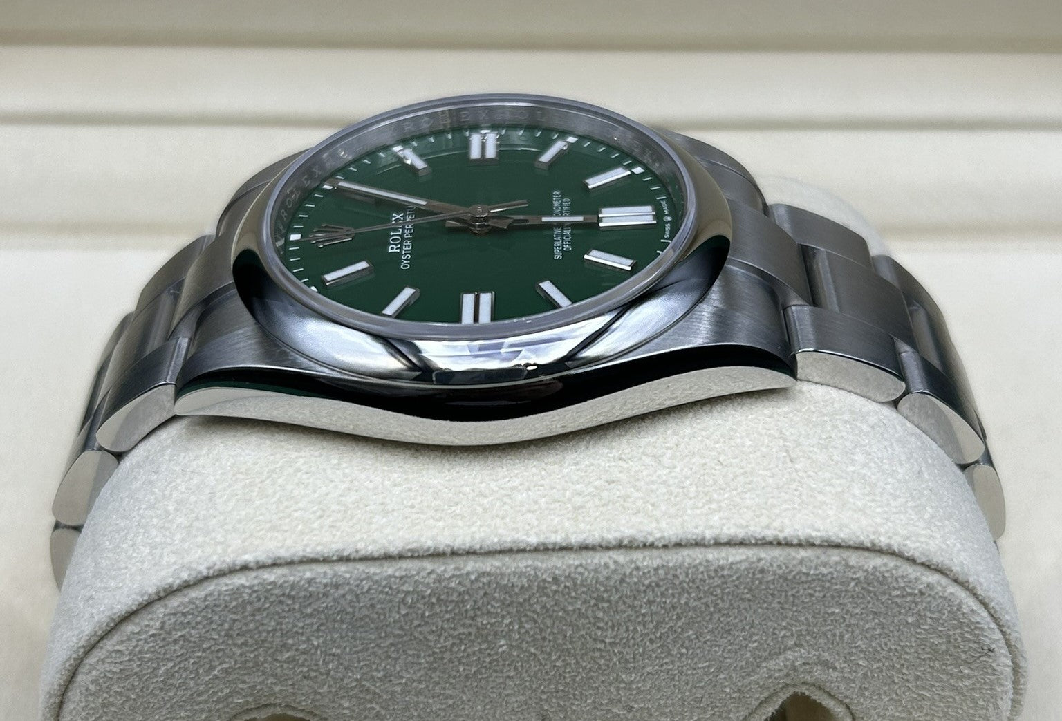 Rolex Oyster Perpetual 41 Green Dial 124300 – MVP Jewelers Miami