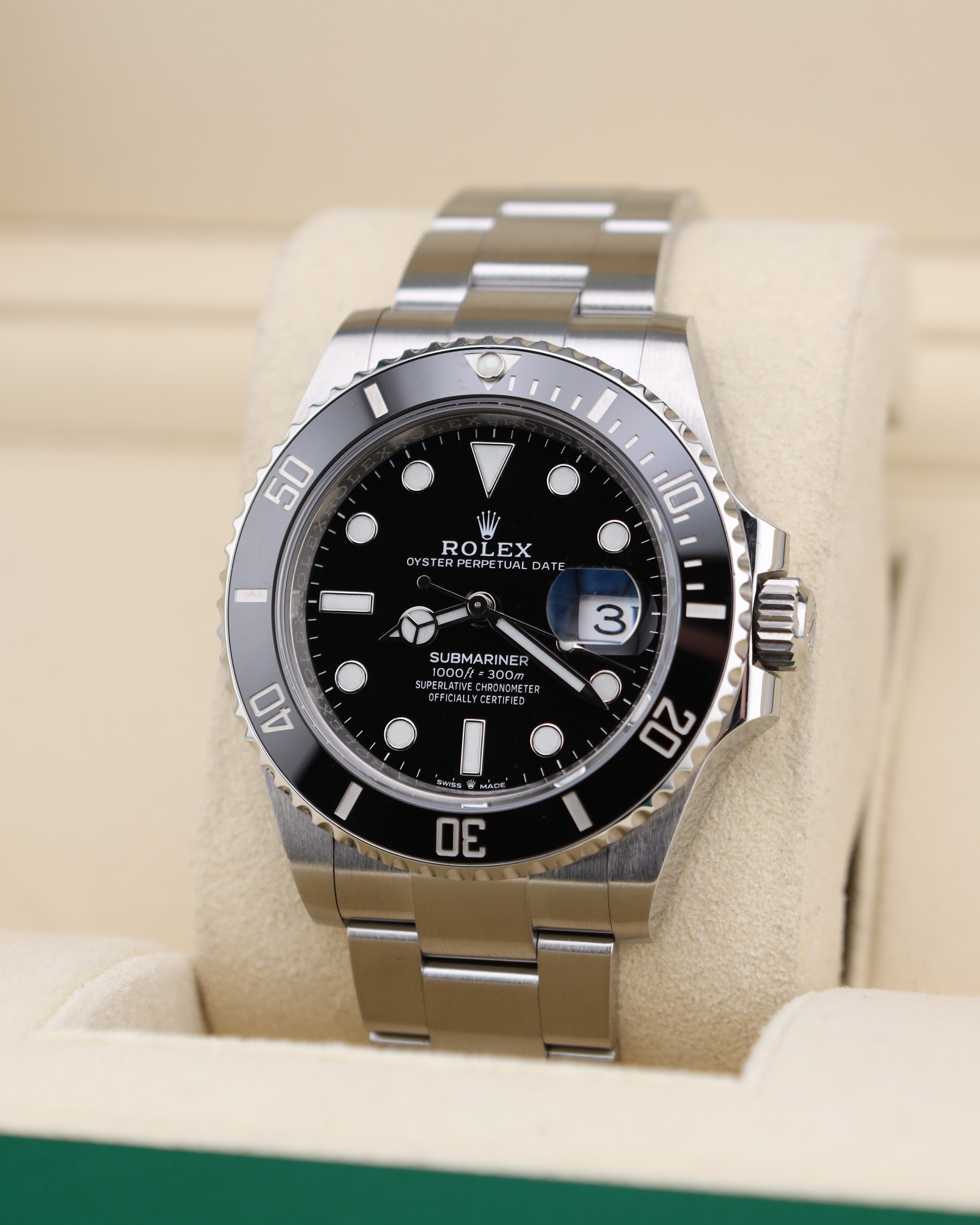 Rolex Submariner Date 41 Black 126610LN - 2023